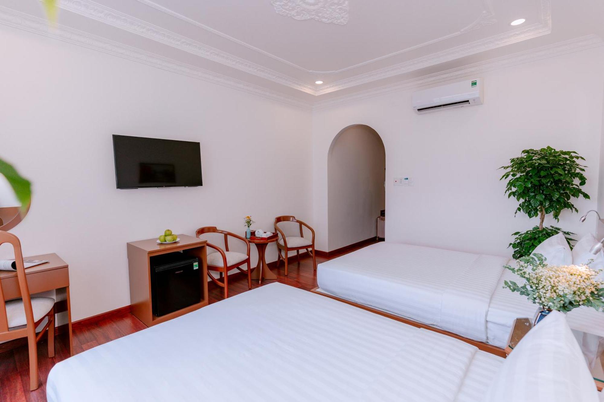 Dahlialand Saigon Hotel & Swimming Pool - Ben Thanh Market, District 1 Ho Chi Minh-staden Exteriör bild