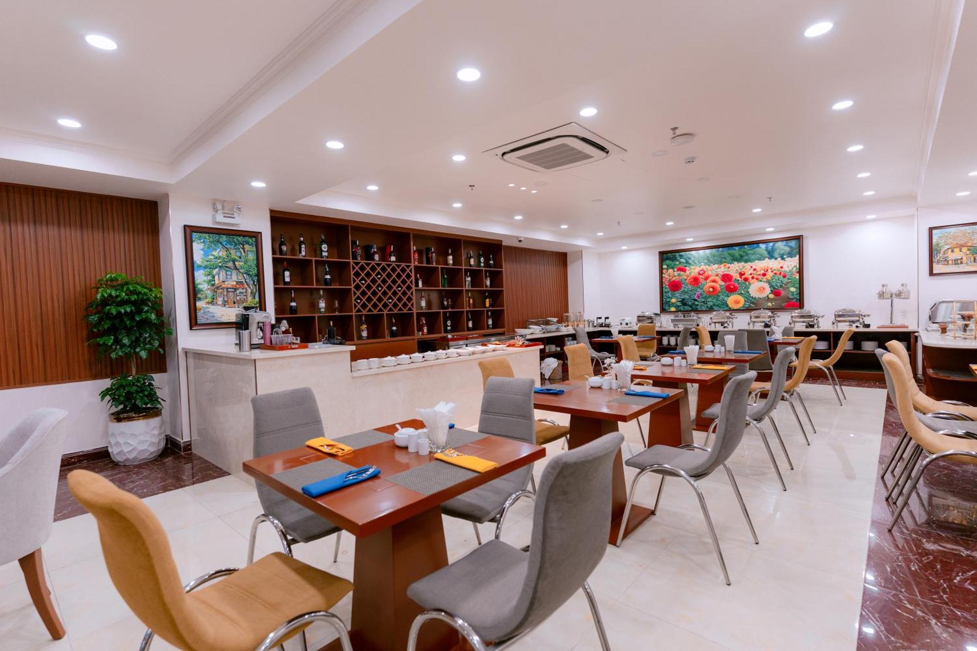 Dahlialand Saigon Hotel & Swimming Pool - Ben Thanh Market, District 1 Ho Chi Minh-staden Exteriör bild