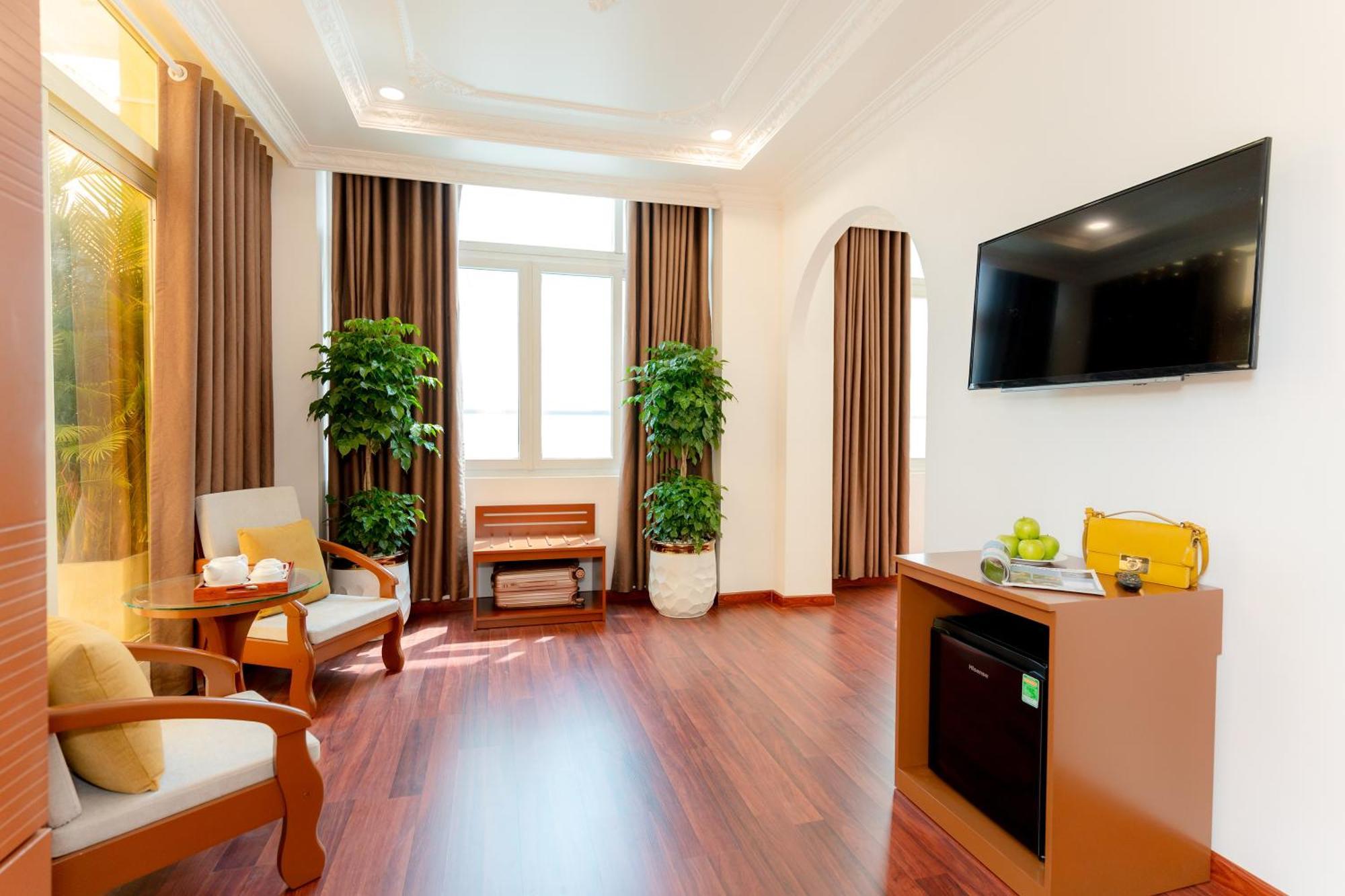 Dahlialand Saigon Hotel & Swimming Pool - Ben Thanh Market, District 1 Ho Chi Minh-staden Exteriör bild